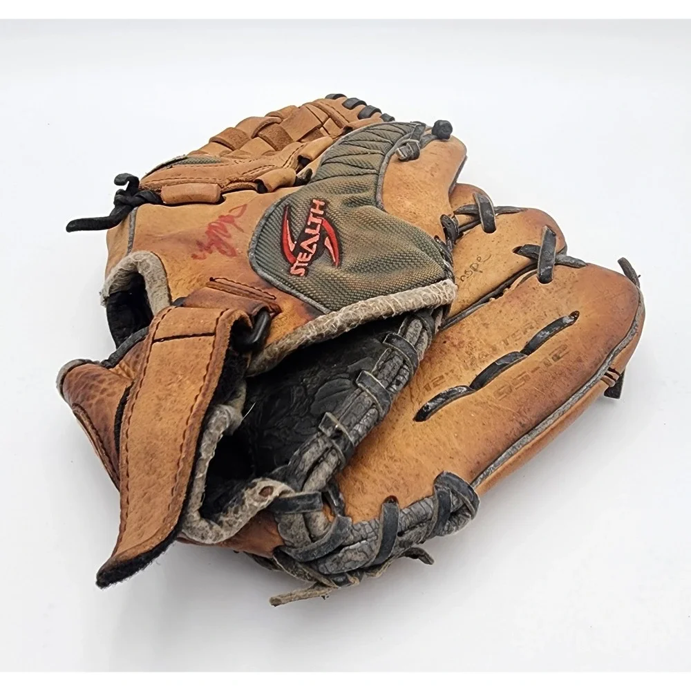 Easton Stealth Tourney SS12 Brown‎ Leather Baseball Glove 12 INCH R HAND THROW